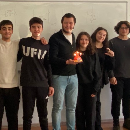 ogretmenra18y8