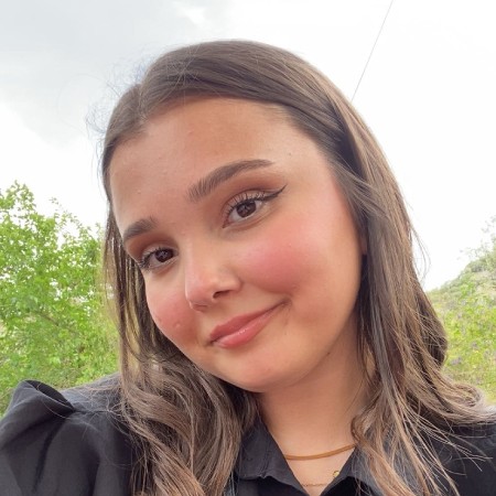 Ayşenur Ö.