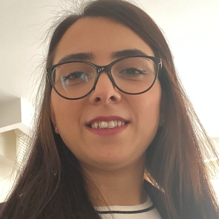 ogretmenyeje7q