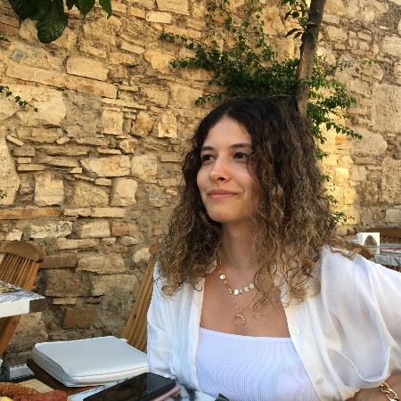 Cansu Ö.