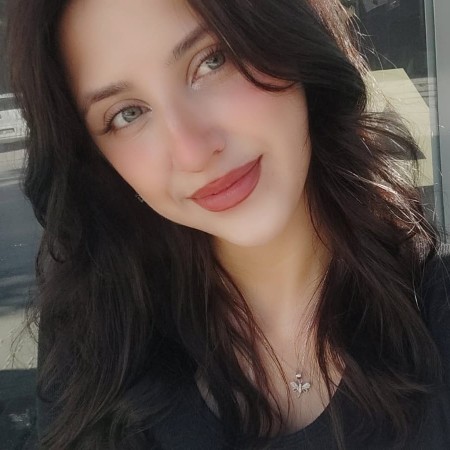Yasemin Y.