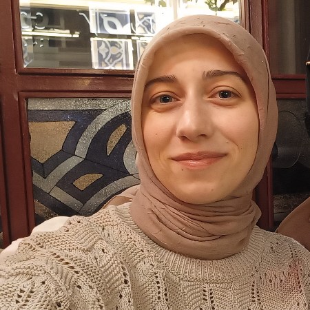 Hatice Kübra Y.