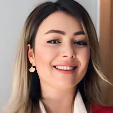 İlknur Ç.
