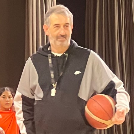 Mert Ö.