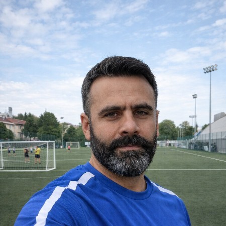 Ali B.