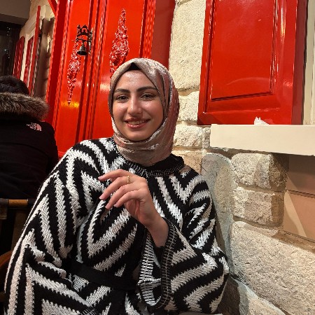 Zehra Y.