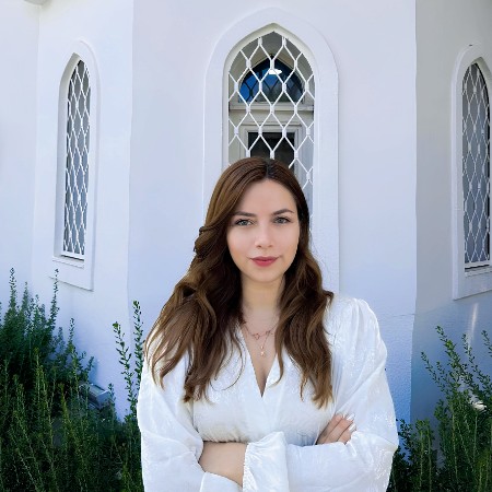 Emine Nur Ş.