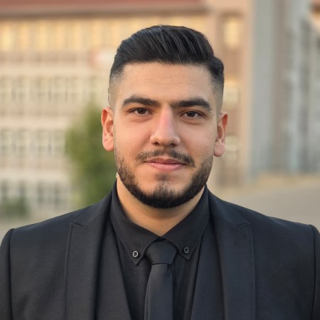 Burakcan Y.