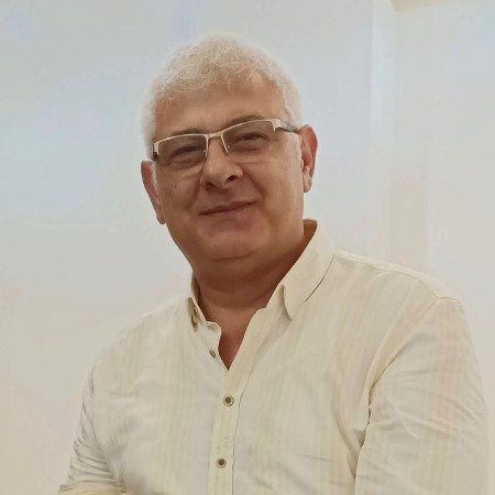 İhsan E.