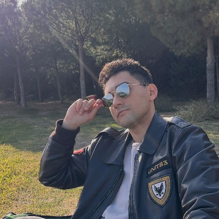 Ali Burak Y.