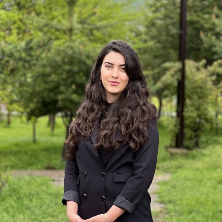 Öznur T.