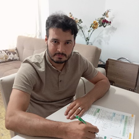 Aykut Ç.