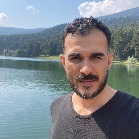 Bilal Ü.